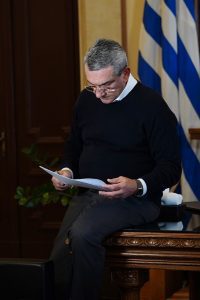 &Gamma;. &Chi;&alpha;&tau;&zeta;&eta;&mu;ά&rho;&kappa;&omicron;&sigmaf; &sigma;&tau;&omicron;&upsilon;&sigmaf; &mu;&alpha;&theta;&eta;&tau;έ&sigmaf;: &laquo;&Omicron;&iota; &Pi;&alpha;&nu;&epsilon;&lambda;&lambda;&alpha;&delta;&iota;&kappa;έ&sigmaf;  &Epsilon;&xi;&epsilon;&tau;ά&sigma;&epsilon;&iota;&sigmaf;, &epsilon;ί&nu;&alpha;&iota; &tau;&omicron; &beta;ά&pi;&tau;&iota;&sigma;&mu;&alpha; &sigma;&tau;&eta;&nu; &sigma;&upsilon;&nu;&epsilon;&chi;ή &pi;&rho;&omicron;&sigma;&pi;ά&theta;&epsilon;&iota;&alpha; &gamma;&iota;&alpha; &upsilon;&lambda;&omicron;&pi;&omicron;ί&eta;&sigma;&eta; &tau;&omega;&nu; &omicron;&nu;&epsilon;ί&rho;&omega;&nu; &sigma;&alpha;&sigmaf;&raquo;. &Mu;ή&nu;&upsilon;&mu;&alpha; &tau;&omicron;&upsilon; &Pi;&epsilon;&rho;&iota;&phi;&epsilon;&rho;&epsilon;&iota;ά&rho;&chi;&eta; &Nu;&omicron;&tau;ί&omicron;&upsilon; &Alpha;&iota;&gamma;&alpha;ί&omicron;&upsilon; &gamma;&iota;&alpha; &tau;&eta;&nu; έ&nu;&alpha;&rho;&xi;&eta; &tau;&omega;&nu; &Pi;&alpha;&nu;&epsilon;&lambda;&lambda;&alpha;&delta;&iota;&kappa;ώ&nu; &Epsilon;&xi;&epsilon;&tau;ά&sigma;&epsilon;&omega;&nu;